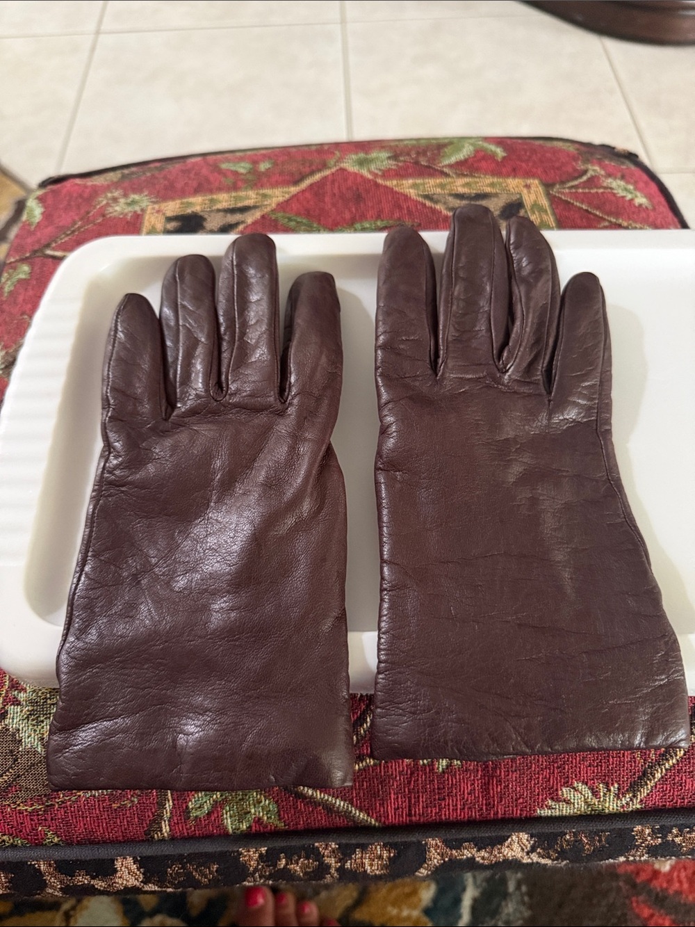 Downed Classic Brown Leather Women's Gloves with Cashmere Lining - size 7